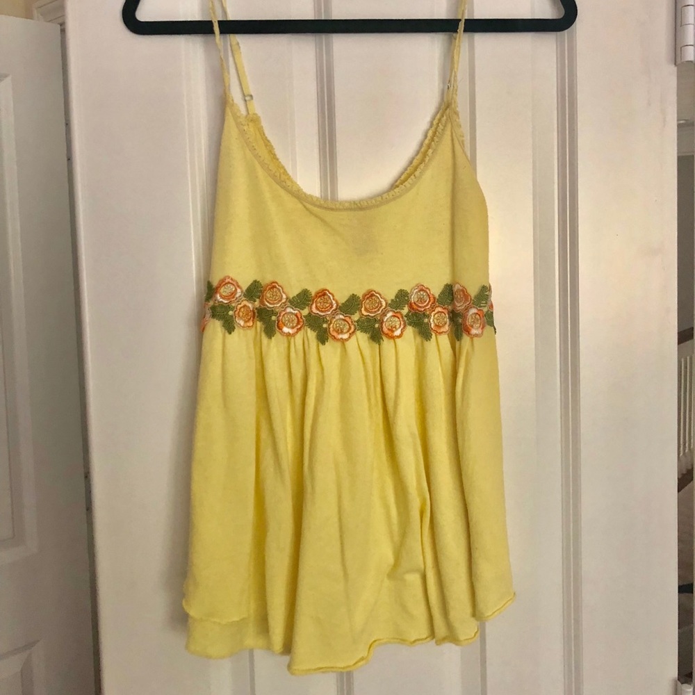 Free People flower tank with a tie in the back